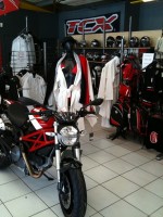 Desmo Rouen distributeur Ducati pour toute la Seine Maritime